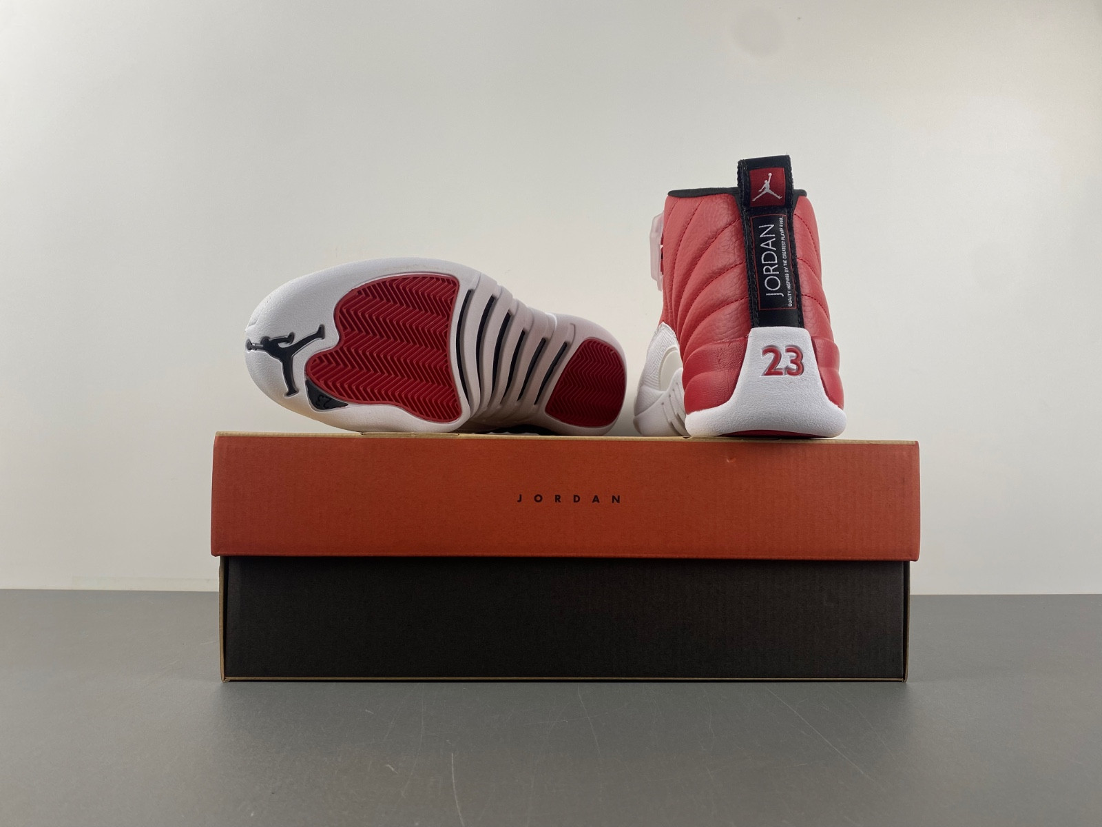 Air Jordan 12 Retro
