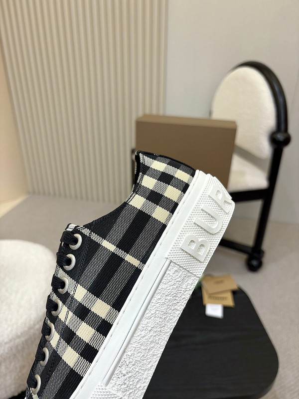 BUR SNEAKER