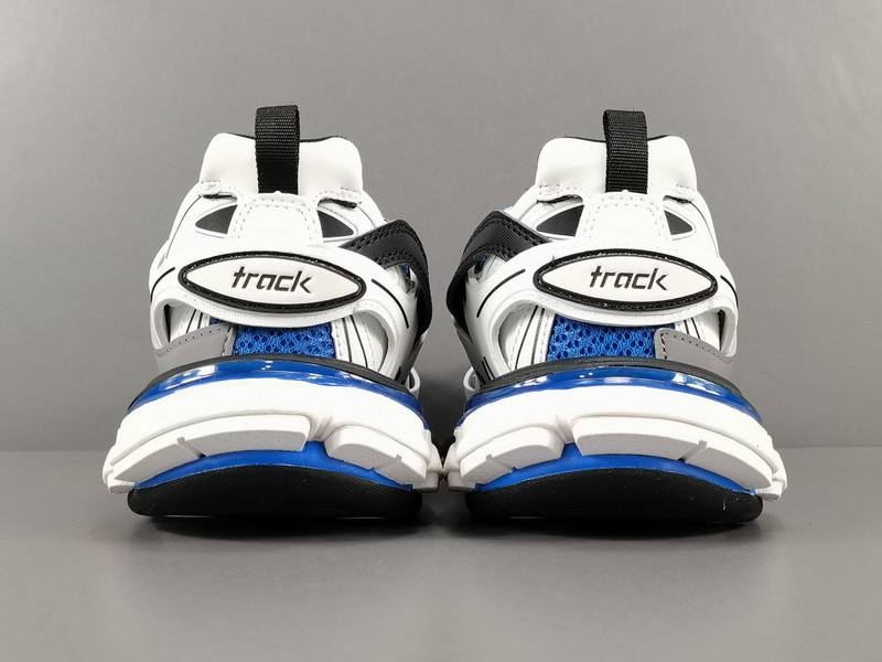 Ba*len*cia*ga track trainer