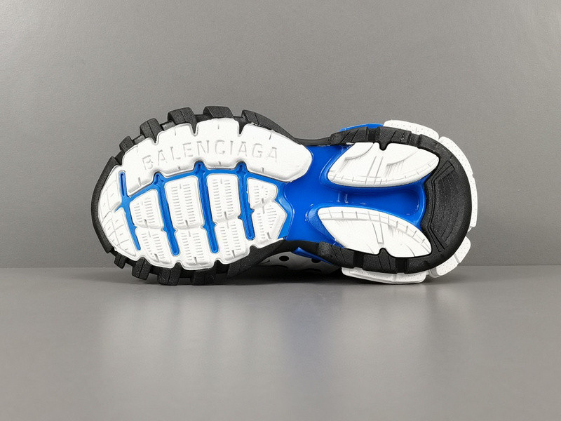 Ba*len*cia*ga track trainer