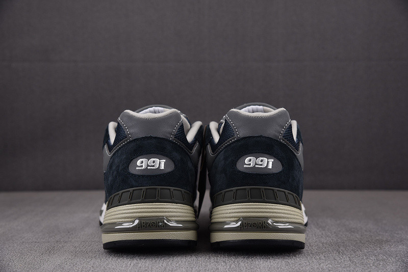 KITH x New Balance 991
