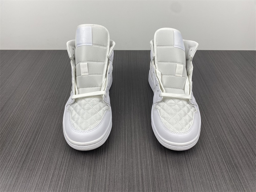 AIR JORDAN 1 MID SE