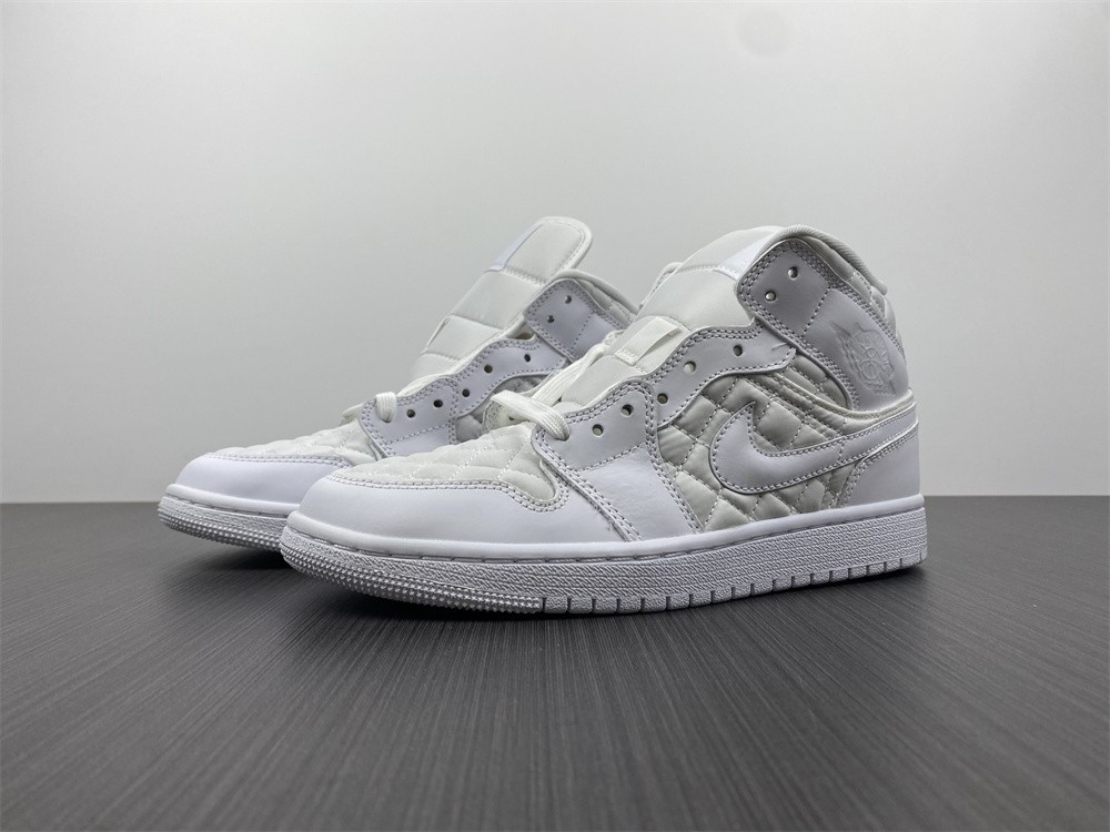 AIR JORDAN 1 MID SE