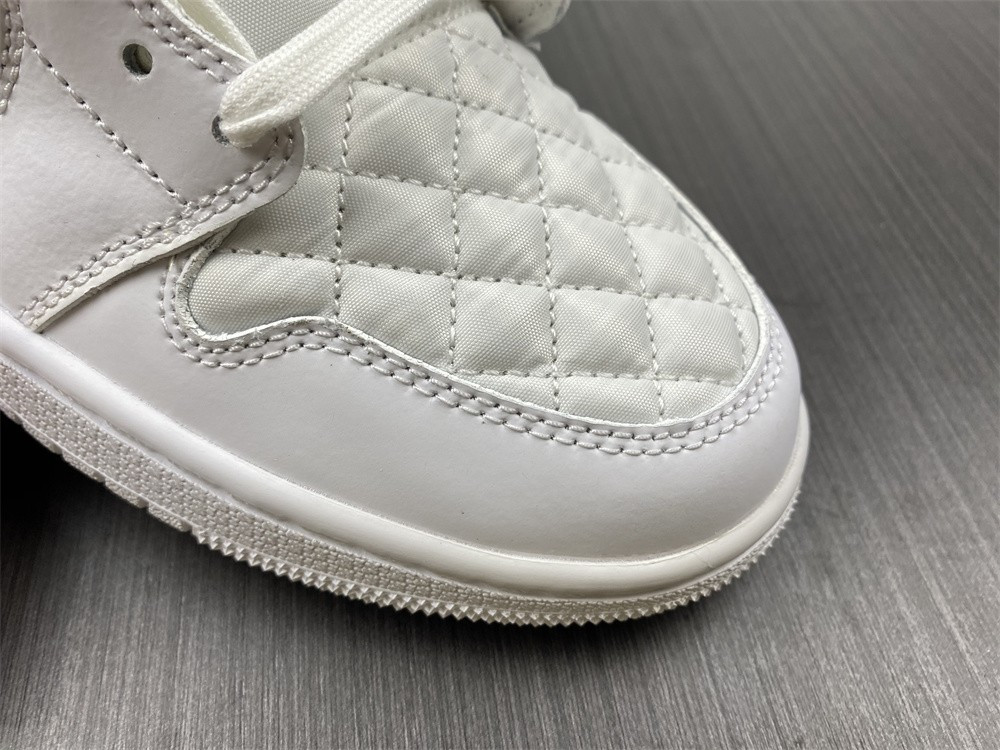 AIR JORDAN 1 MID SE