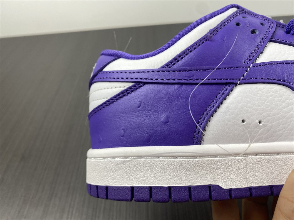 Nike DUNK LOW