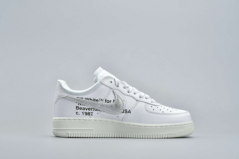 NIKE AIR FORCE 1