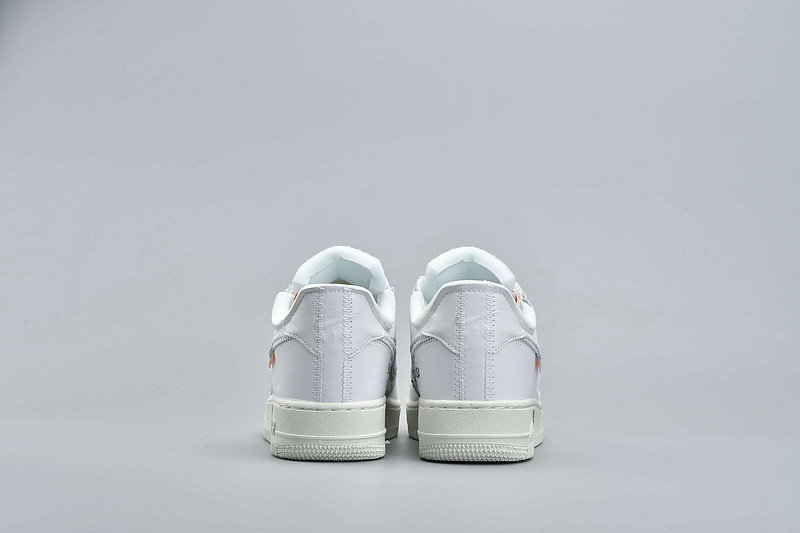 NIKE AIR FORCE 1