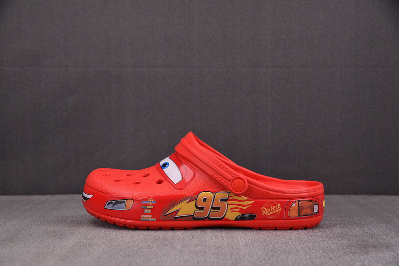 Cr*0*s classic clog