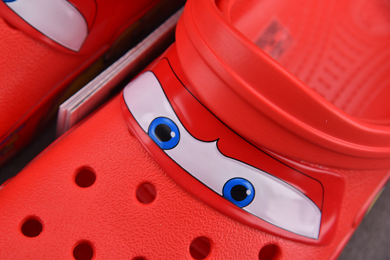 Cr*0*s classic clog