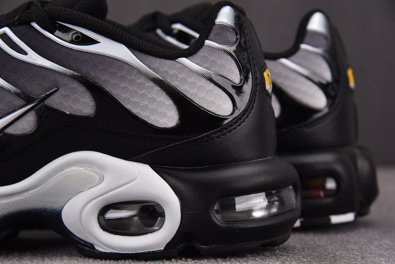 Nike Air Max Plus