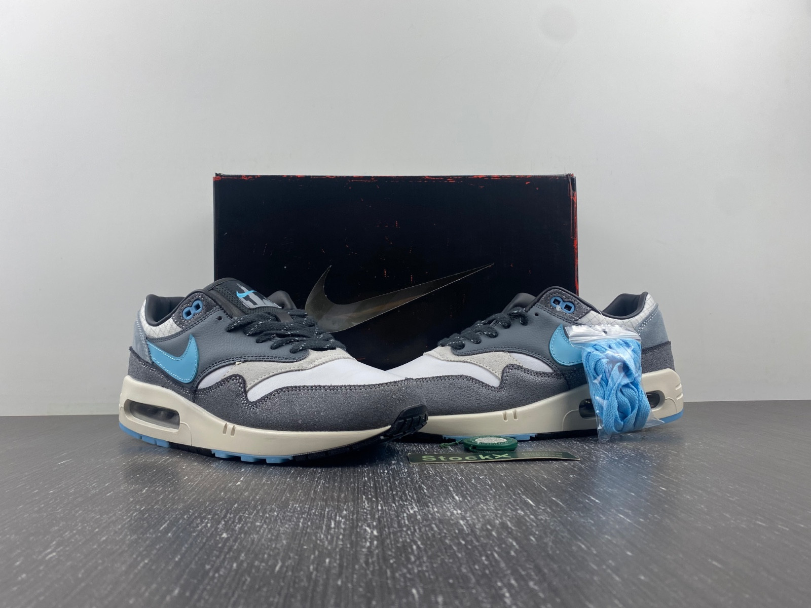 Nike Air Max 1