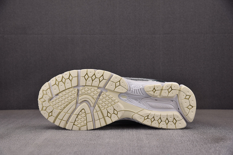 New Balance The Basement X 1906R