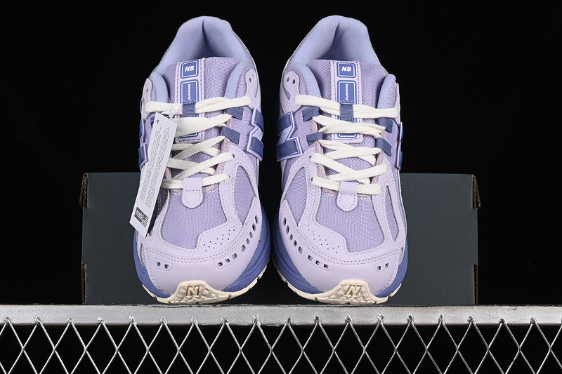 New Balance 1906R