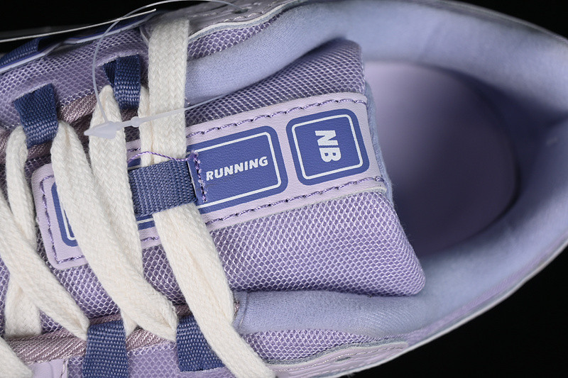 New Balance 1906R