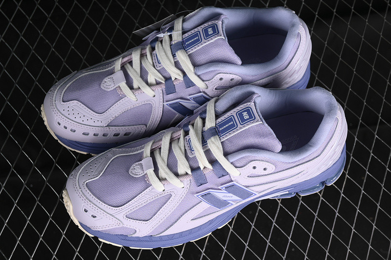 New Balance 1906R