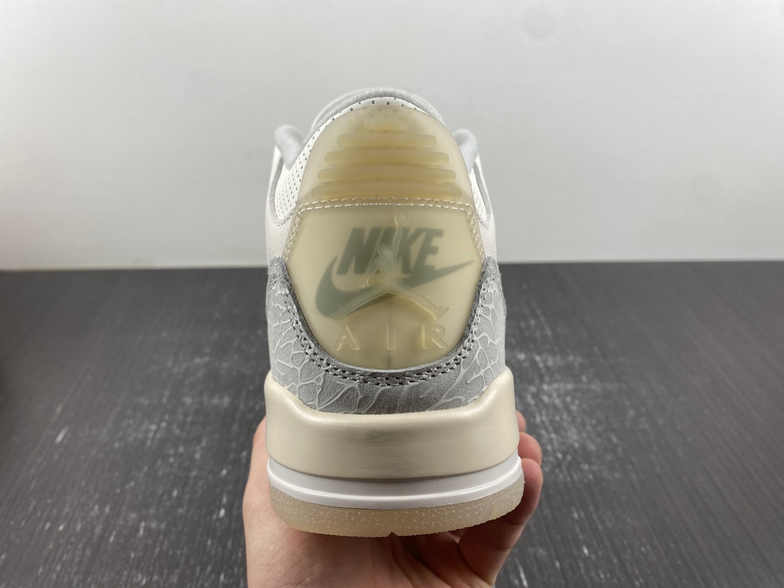 Air Jordan 3 Craft