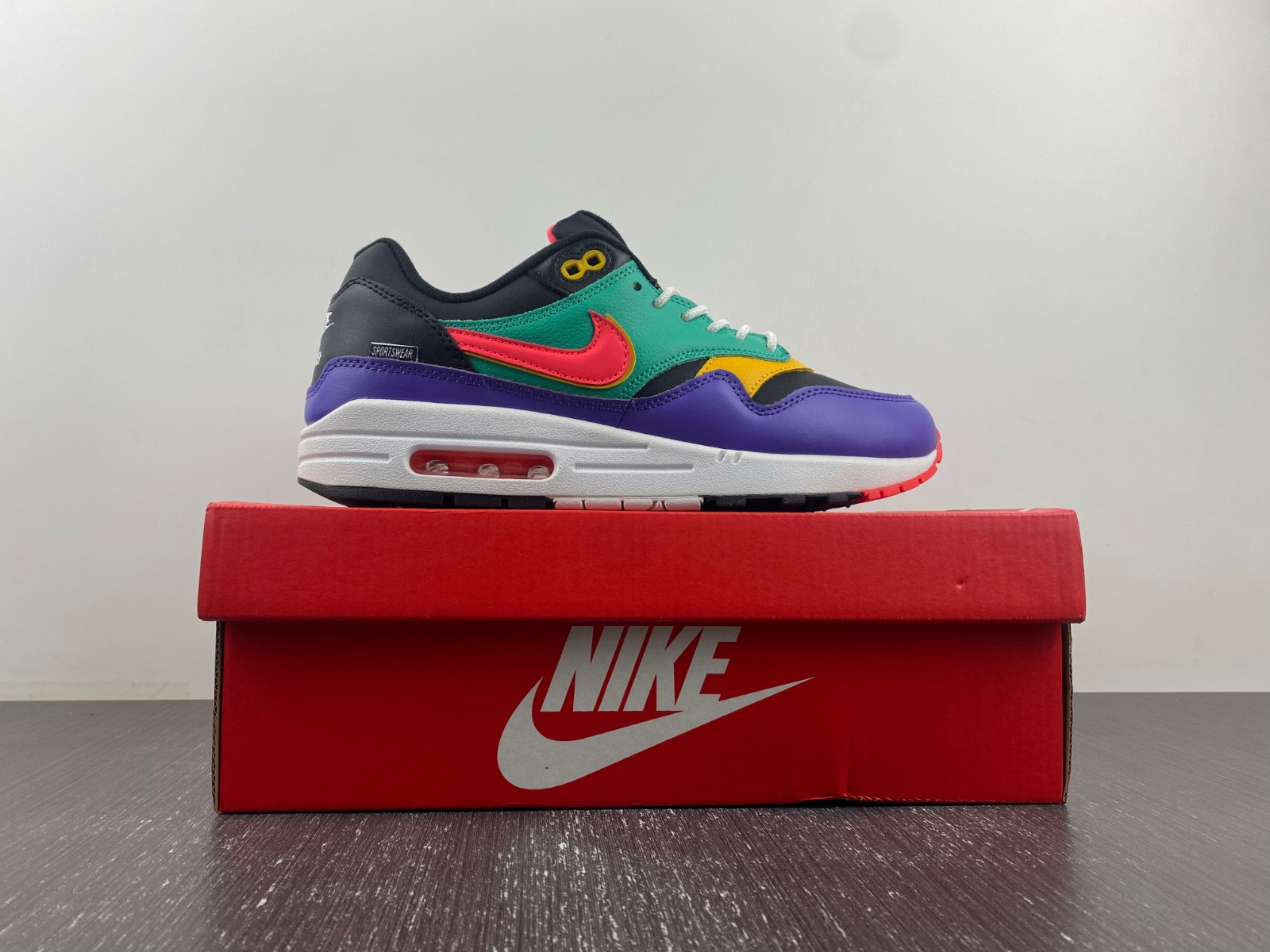 Air Max 1 SE