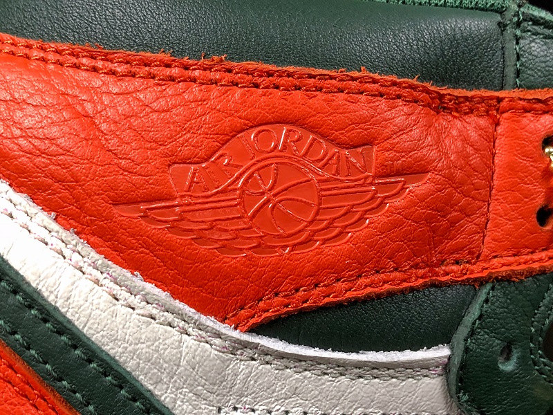 AIR JORDAN 1 RETRO HIGH OG-SF