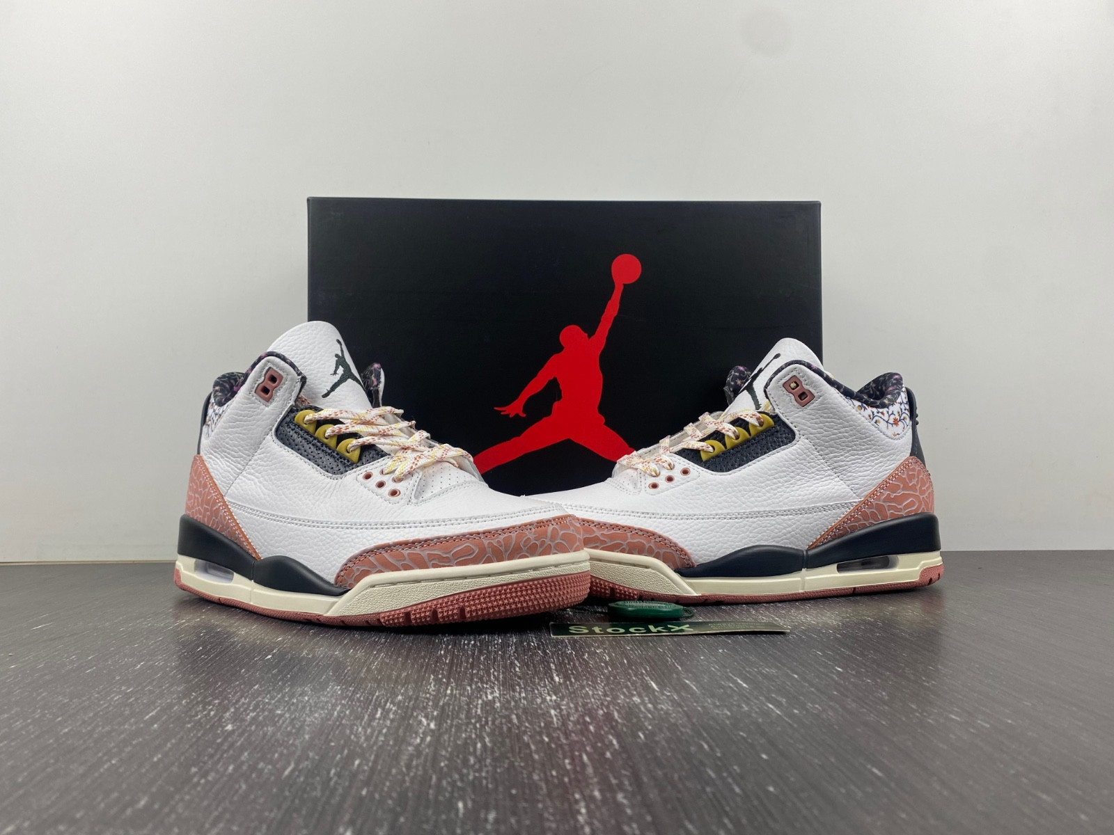 Air Jordan 3 Retro