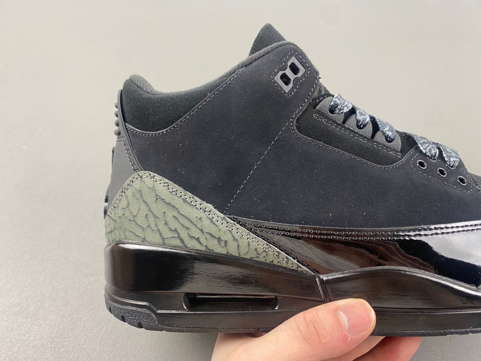 Air Jordan 3 Retro